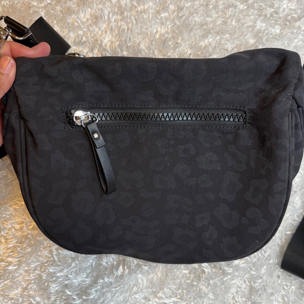 Iris & Rainbow Leopard Best Version Nylon Crossbody Bag Coin Purse Wallet ID - Picture 5 of 10